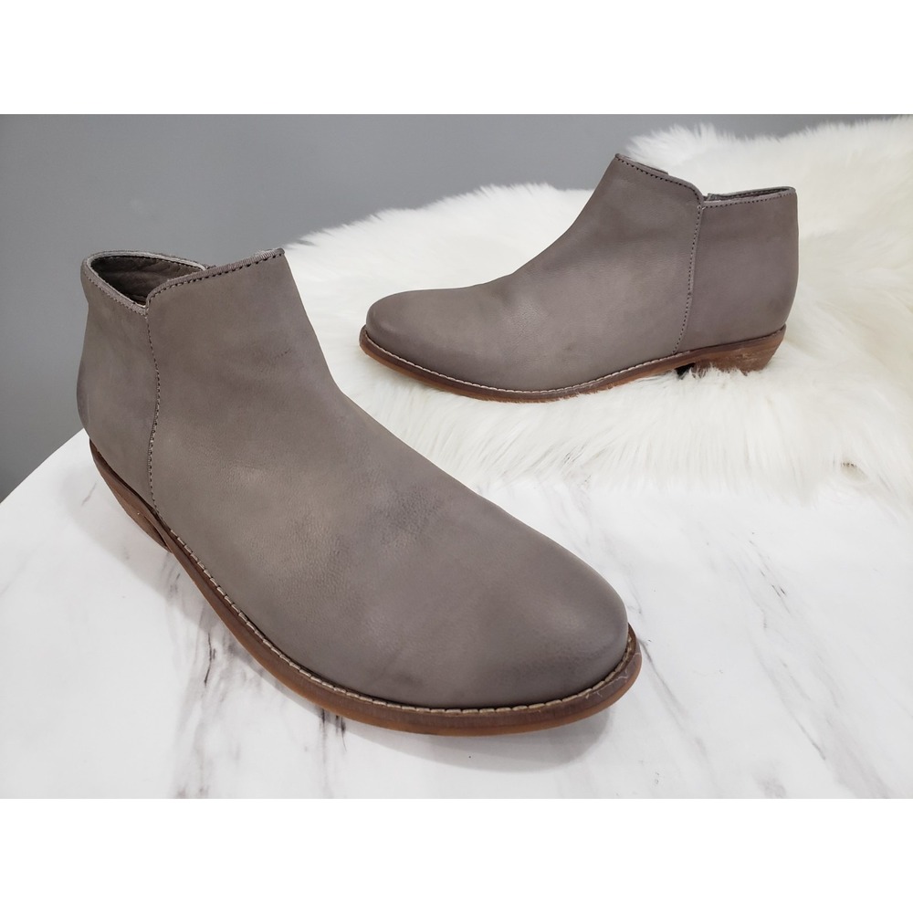 NEW NO BOX 7 NARROW Softwalk Rocklin light‎ grey leather ankle bootie S1457